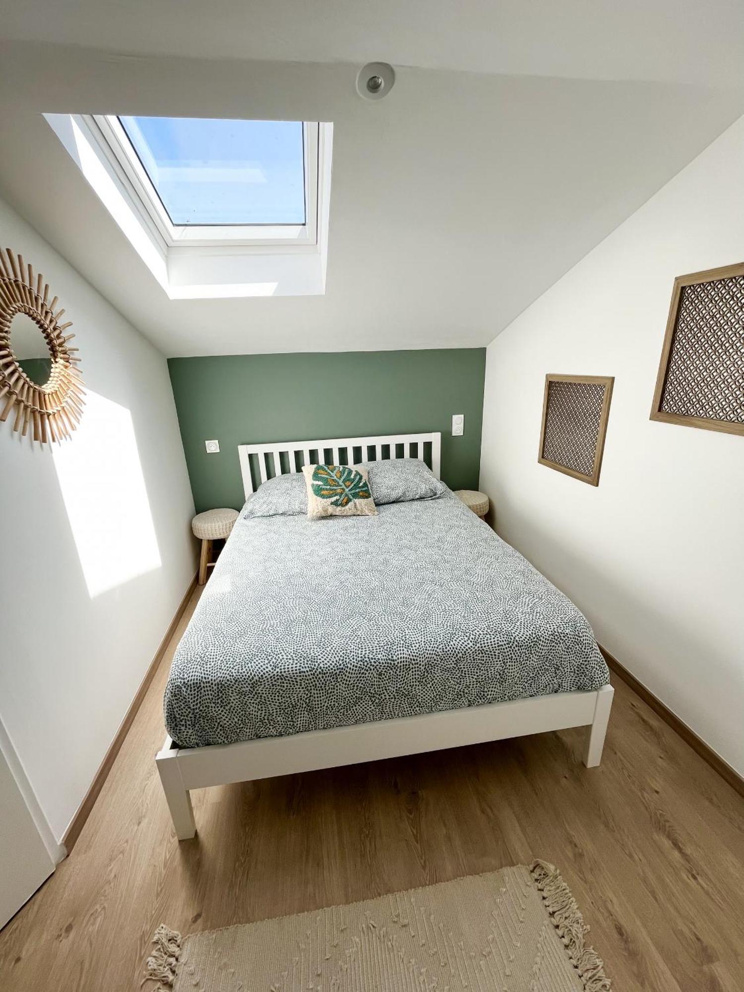Duplex Centre Ville - 50M De La Plage - Clim - Garage - Netflix Ле-Гро-дю-Руа Номер фото
